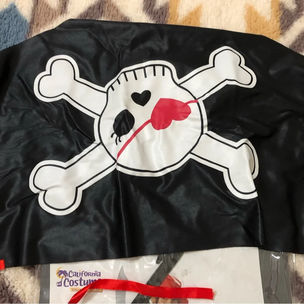 4 piece Teen Pirate Costume Pirate Cutie Girl's Halloween with Pirate Cutlass